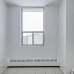 Rent 3 bedroom apartment in Brampton