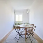 Rent a room in lisbon