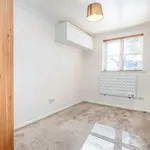 Flat to rent in St. Albans Road, Watford WD25