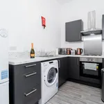 Luxury Apartment -  Brierley Hill - Parking (Has an Apartment)