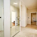 Rent 4 bedroom apartment of 145 m² in Milano