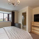 Rent 4 bedroom house in West Midlands