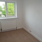 Rent 3 bedroom flat in East Midlands