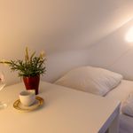 Miete 4 Schlafzimmer wohnung von 60 m² in Köln