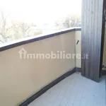 Affitto 3 camera casa di 90 m² in Bologna