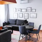 Rent 3 bedroom apartment of 70 m² in Barcelona