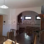 Rent 5 bedroom apartment of 100 m² in Rocca di Mezzo