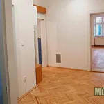 Pronajměte si 3 ložnic/e byt o rozloze 102 m² v Jevany