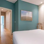 Rent 2 bedroom apartment of 114 m² in Porto