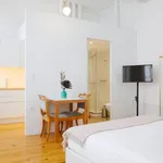 Rent 1 bedroom apartment in Porto