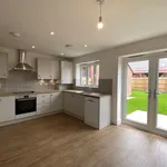 Rent 3 bedroom flat in East Midlands