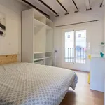 Rent a room of 190 m² in barcelona