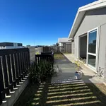 Rent 3 bedroom house in Papamoa