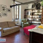 Studio of 40 m² in Florence