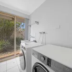 Rent 3 bedroom house in  Ballajura WA 6066                        