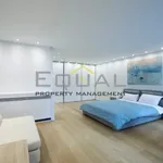 Rent 4 bedroom house of 310 m² in Ελληνικό