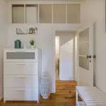 Rent 3 bedroom apartment of 65 m² in Lisbon