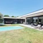 Rent 5 bedroom house of 590 m² in Madrid