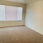 Rent 3 bedroom apartment in Whitney