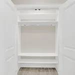 Rent 3 bedroom house in Toronto