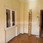 Rent 5 bedroom house of 350 m² in Rome