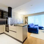 Rent 3 bedroom apartment of 95 m² in Bucuresti