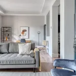 Rent 4 bedroom apartment of 150 m² in Madrid