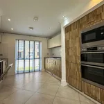 Rent 4 bedroom house in East Midlands