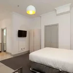 Rent 15 bedroom apartment in Sydney