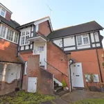 Flat to rent in Ray Park Avenue, Maidenhead SL6