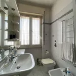 Rent 2 bedroom apartment of 65 m² in Milan