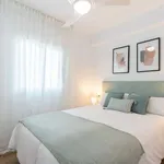 Rent 3 bedroom apartment in seville