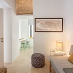 Rent 1 bedroom apartment of 25 m² in Seville