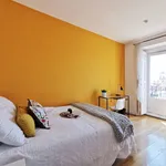 Rent a room in Madrid