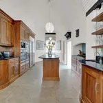 Rent 5 bedroom house in South East England