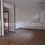 Affitto 2 camera appartamento di 57 m² in Palermo