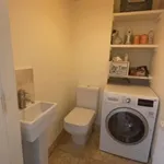 Rent 3 bedroom flat in Edinburgh  North