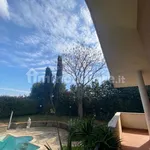 Rent 5 bedroom house of 400 m² in Rome