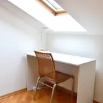 Rent 1 bedroom apartment of 60 m² in Prague