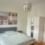 Miete 3 Schlafzimmer wohnung von 861 m² in Frankfurt