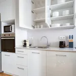 Rent 3 bedroom apartment of 90 m² in Barcelona