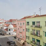 Rent 3 bedroom apartment in Lisbon