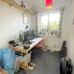 Rent 2 bedroom flat in Guildford