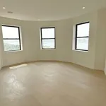 Rent 3 bedroom apartment of 162 m² in New York City