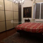 Rent 3 bedroom apartment of 90 m² in Modena