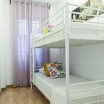 Alquilo 4 dormitorio apartamento de 60 m² en Madrid