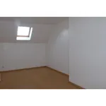 Appartement de 120 m² avec 4 chambre(s) en location à Grossouvre