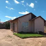 Rent 2 bedroom house of 40 m² in Soweto