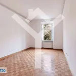 Affitto 6 camera appartamento di 200 m² in Rome