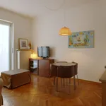 Rent 4 bedroom apartment of 60 m² in Milan